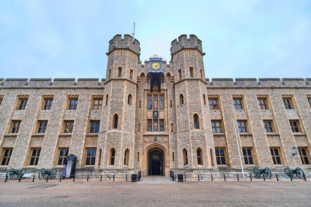 Entrée de la Jewel House à la Tour de Londres
