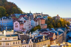 Karlovy Vary à l'automne