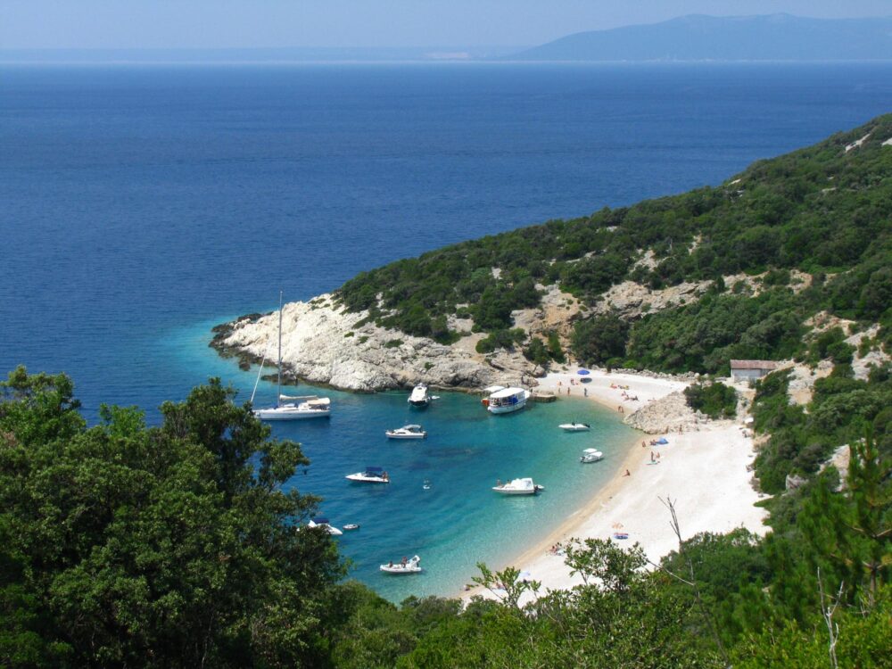 La plage de Sveti Ivan en Croatie