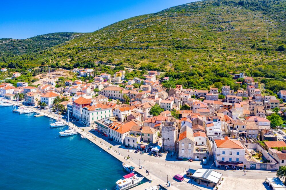 La vieille ville de Vis en Croatie