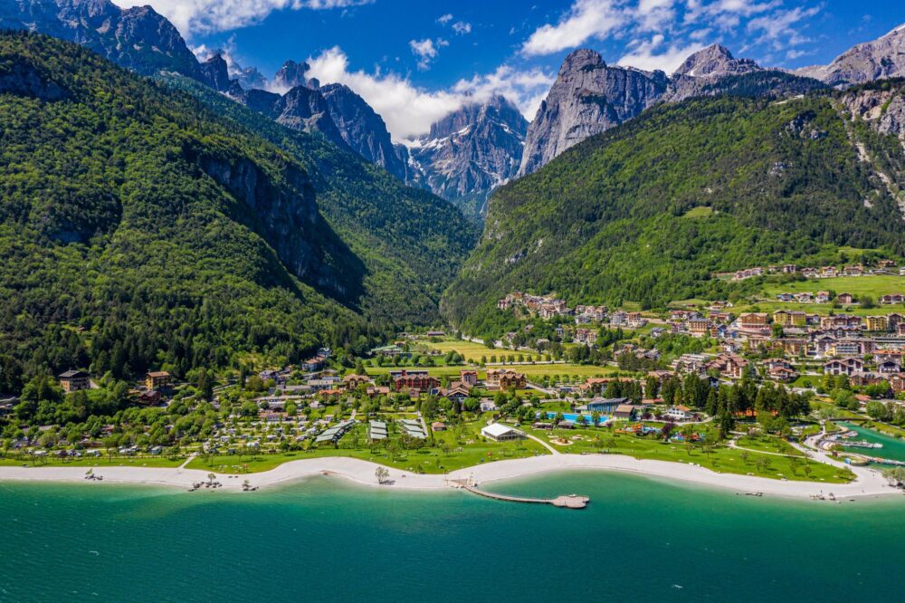 Lac de Molveno, Italie