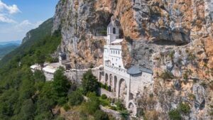 Le Monastère d'Ostrog
