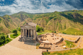 Temple de Garni, Arménie