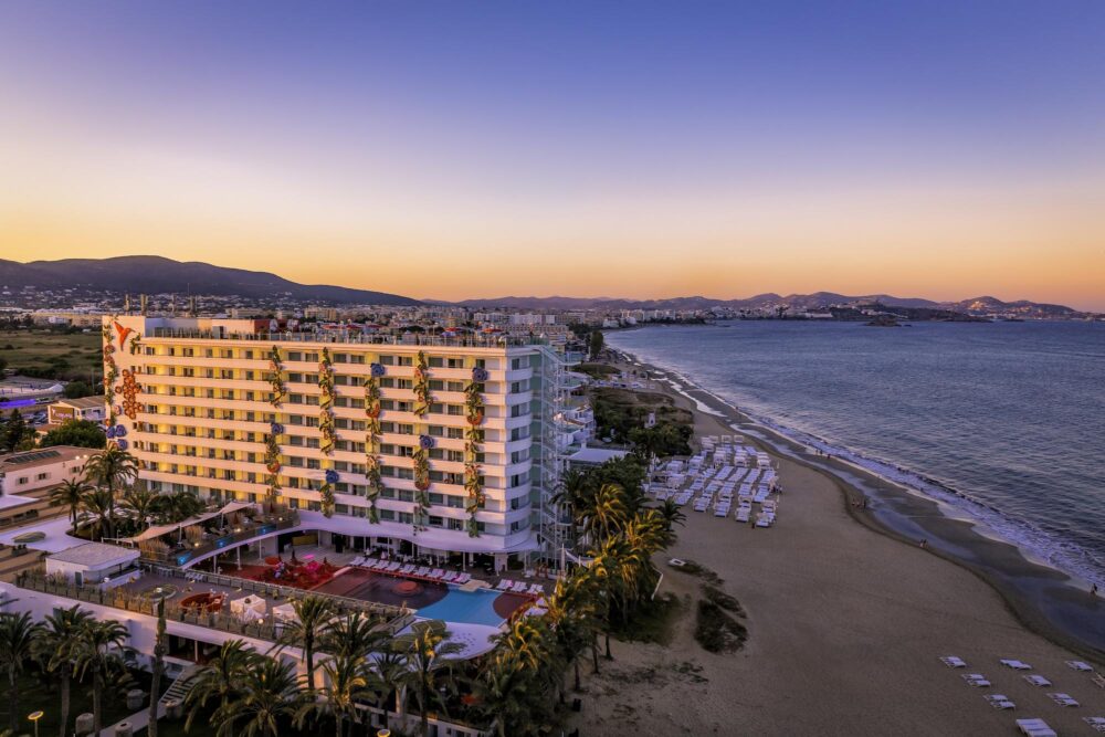 Ushuaïa Ibiza Beach Hotel