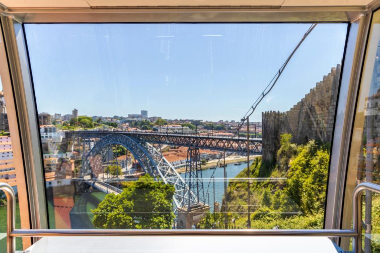 Vue depuis le funiculaire de Guindais à Porto