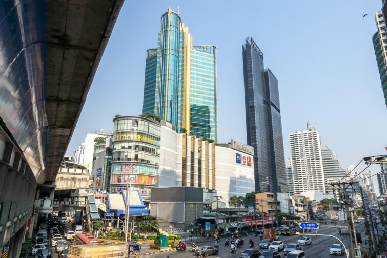 Vue sur le centre commercial Terminal 21 à Sukhumvit, Bangkok