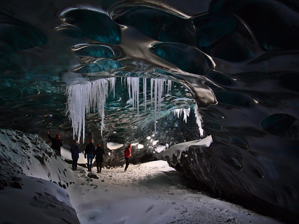 La grotte secrète de Breiðamerkurjökull, Islande