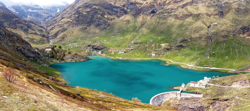Le superbe lago di Malciaussia dans les montagnes de Turin