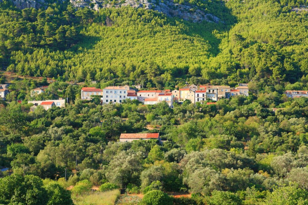 Le village de Babino Polje