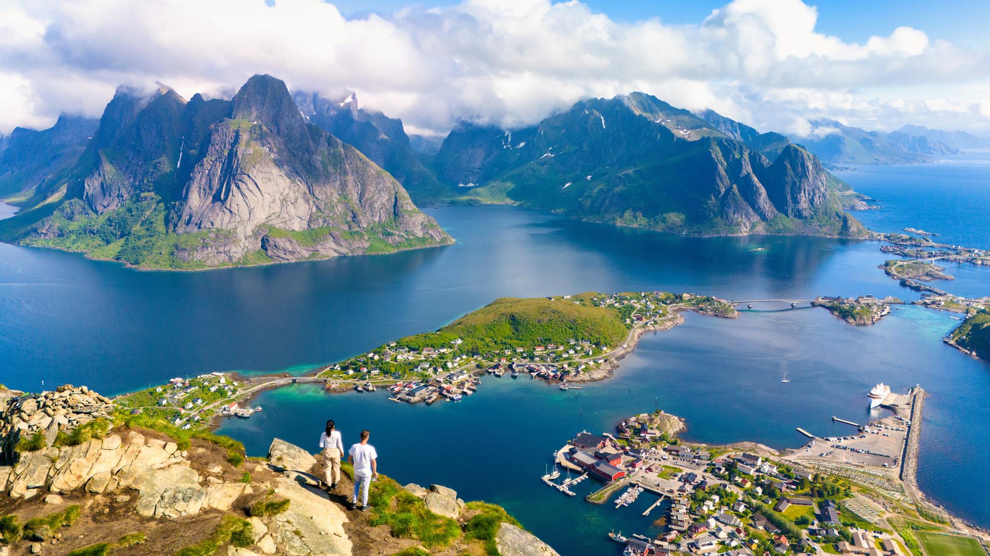 Point de vue depuis la montagne Reinebringen, Îles Lofoten, Norvège
