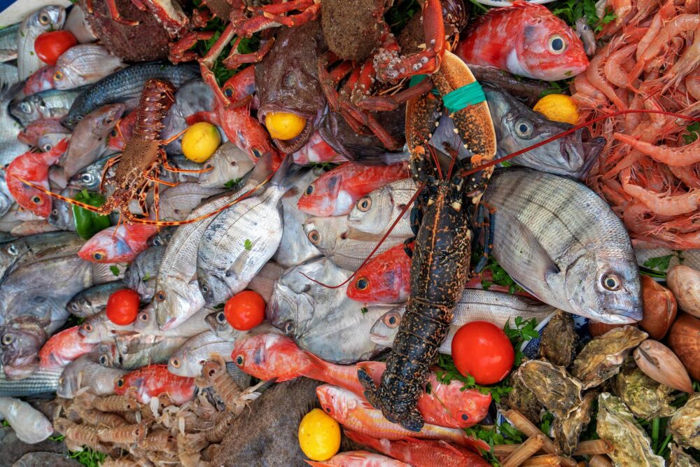 Spécialités de poisson et fruits de mer