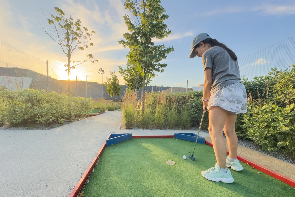 Mini-golf