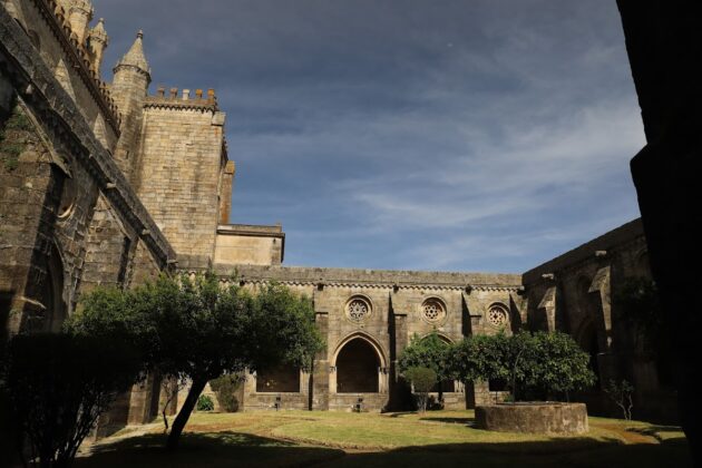 Cathédrale d'Évora, Évora