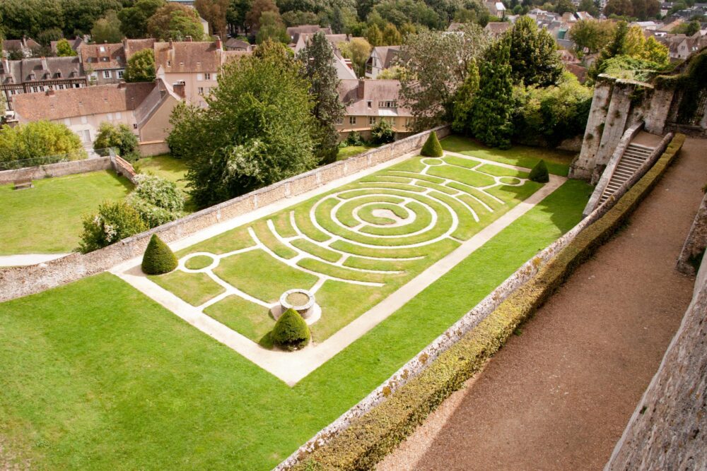 Célèbre labyrinthe des jardins de l'Évéché, Chartres