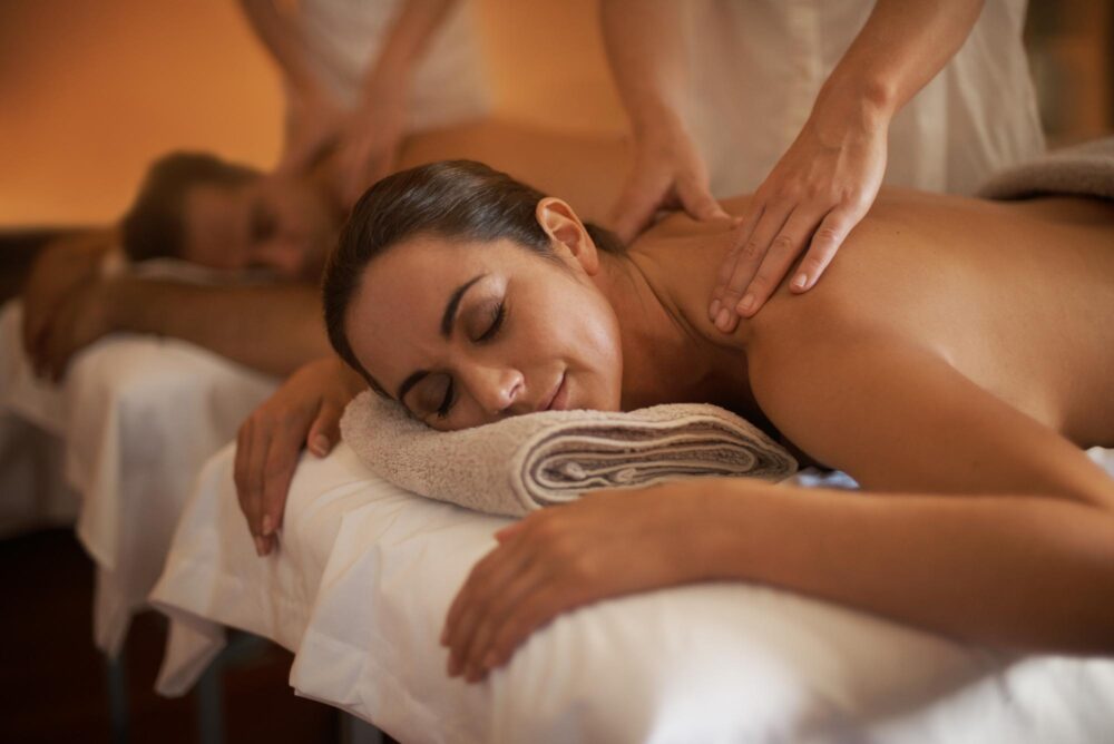 Couple profitant de soins d'un spa à Cassis, Provence-Alpes-Côte d'Azur