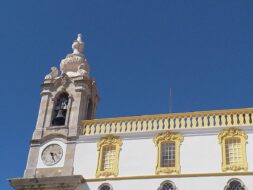 Igreja de Nossa Senhora do Carmo et Capela dos Ossos, Faro