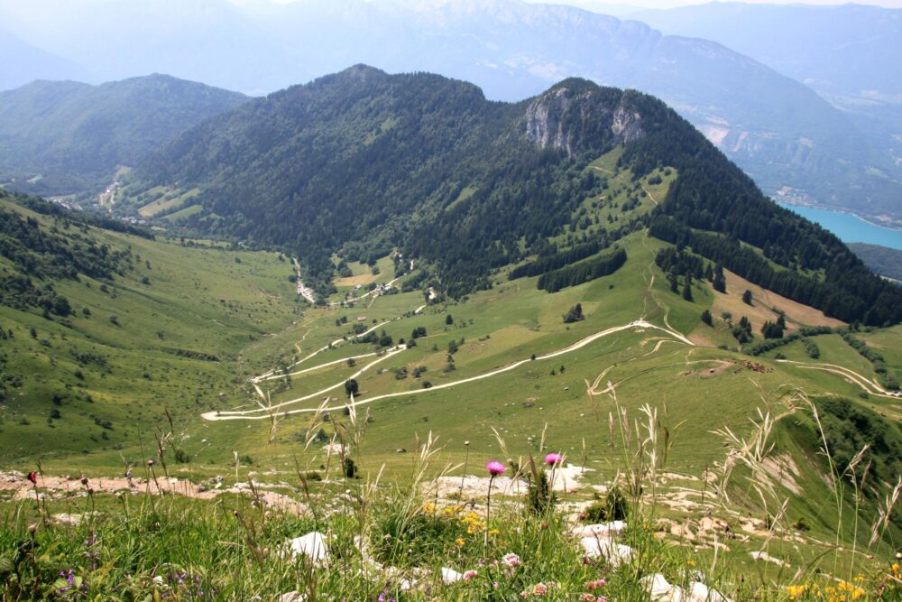 Paysage montagnard massif des Bornes