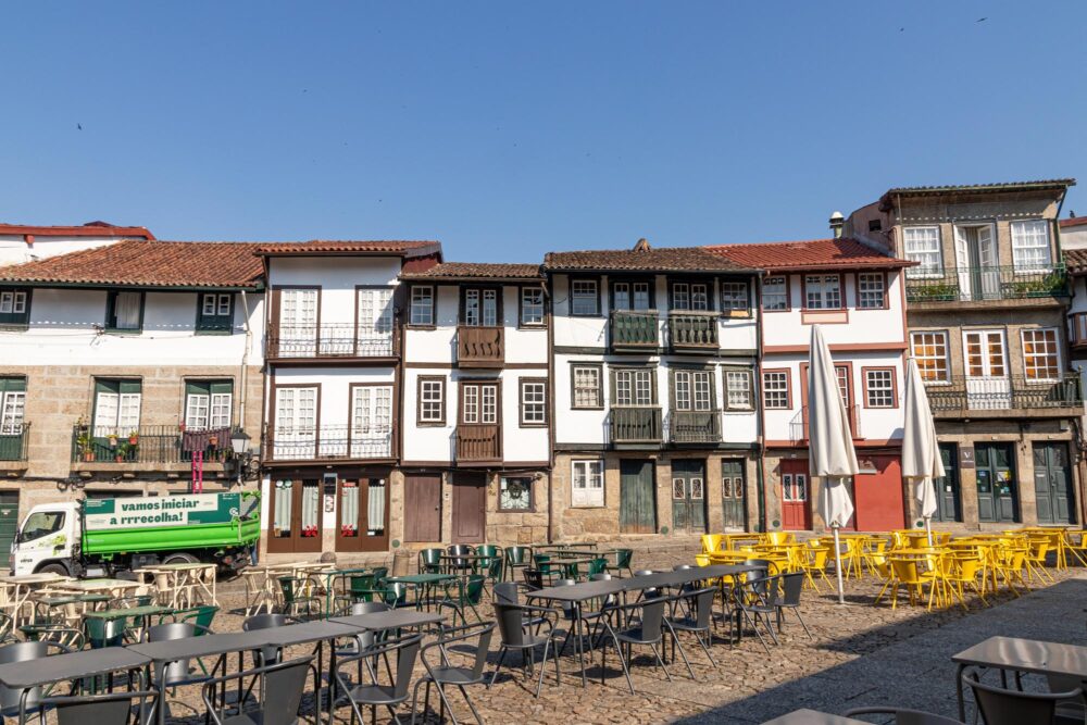 Praça de São Tiago à Guimarães
