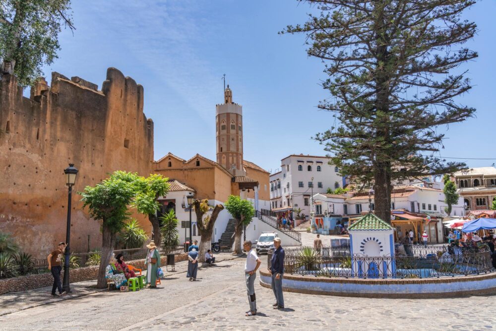 Vue sur la place Uta al-Hamman à Chefchaouen