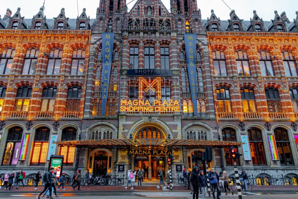 Magna Plaza, un passage couvert d'Amsterdam à faire quand il pleut