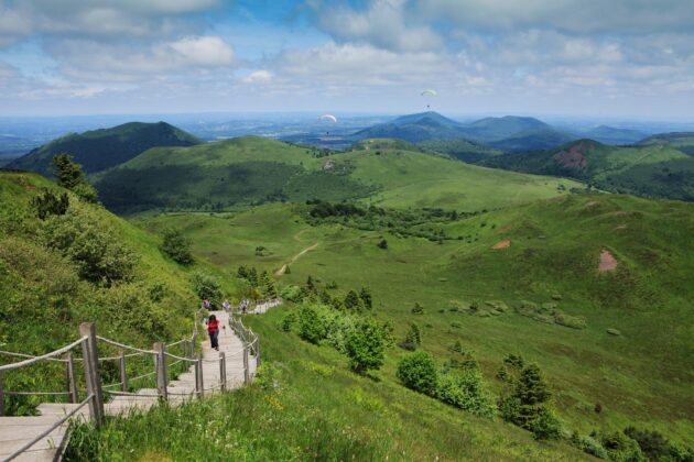 Randonnée à pied en Auvergne, France