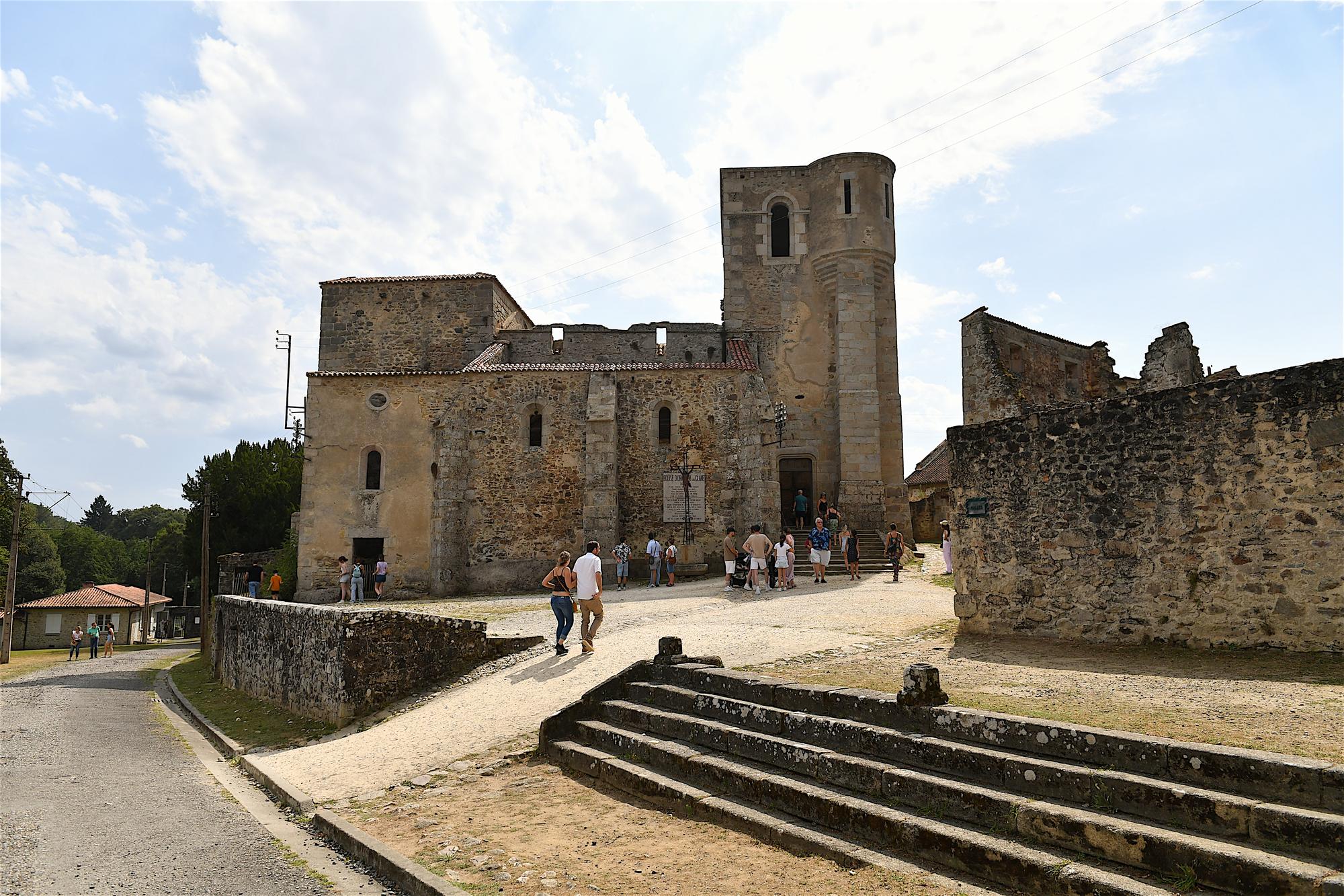 L’église du village martyr, Oradour-sur-Glane