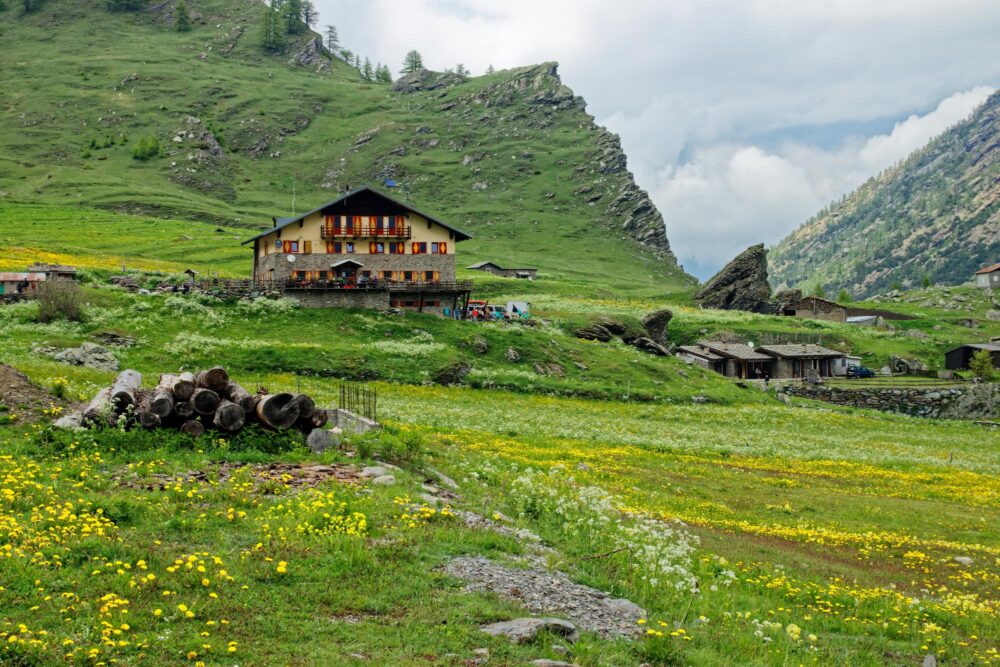 Refuge isolé à Val Pellice, Italie