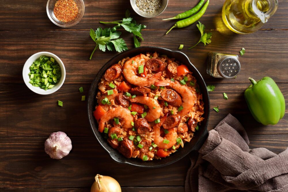 Un plat de jambalaya