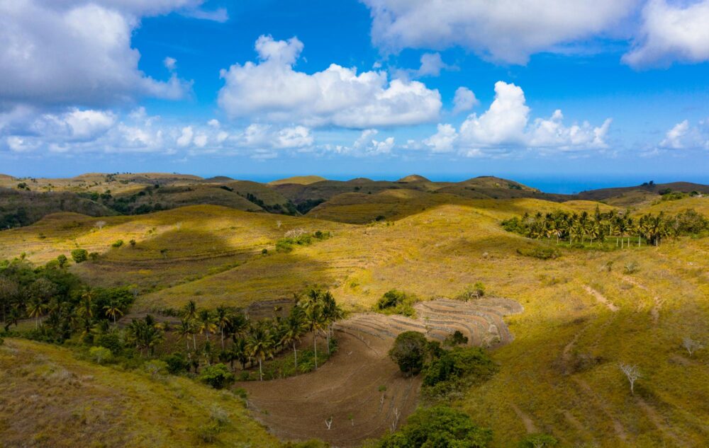 Vue panoramique sur les Teletubbies Hill à Nusa Penida