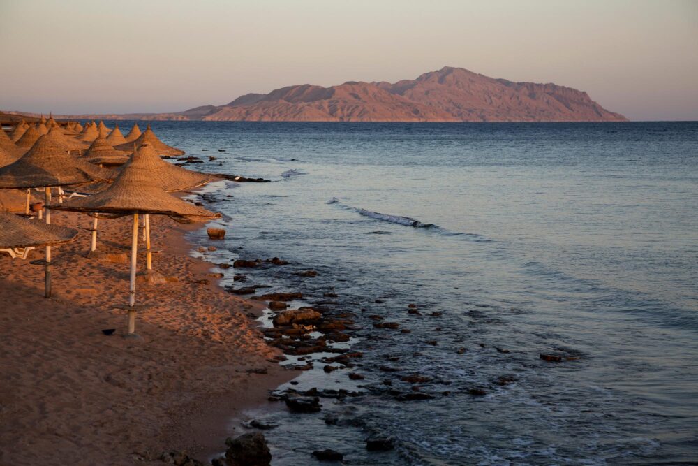Vue sur l'île de Tiran en Egypte