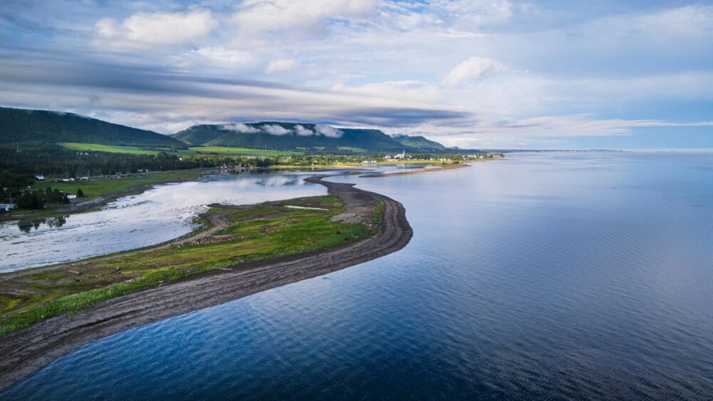 La baie des Chaleurs en Gaspésie, Québec