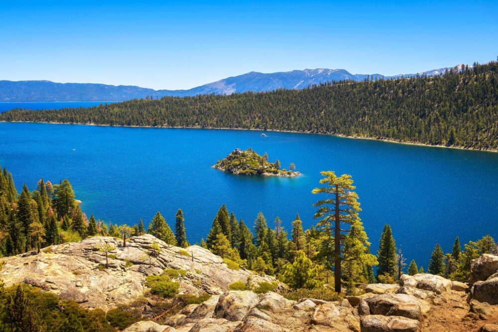 Le lac Tahoe, États-Unis