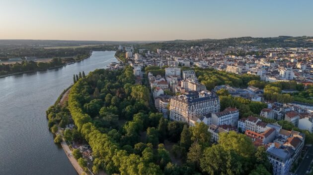 Vue Aérienne de la ville de Vichy, Auvergne.