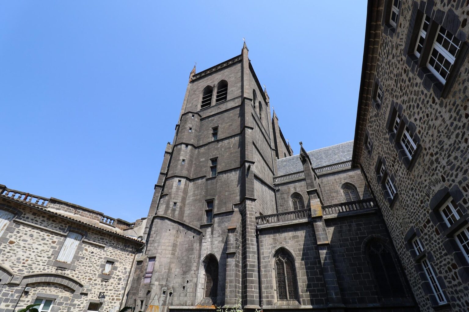 Visiter Saint Flour 10 Incontournables Faire Et Voir visiter-saint-flour-10-incontournables-faire-et-voir