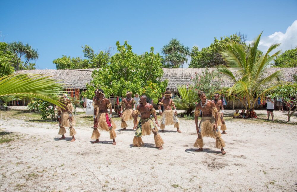 Un groupe de danseurs locaux sur Mystery Island, Vanuatu