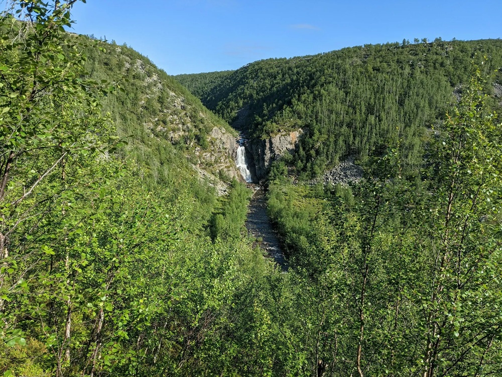 Le Kevo Canyon Trail dans la Réserve naturelle de Kevo, Finlande