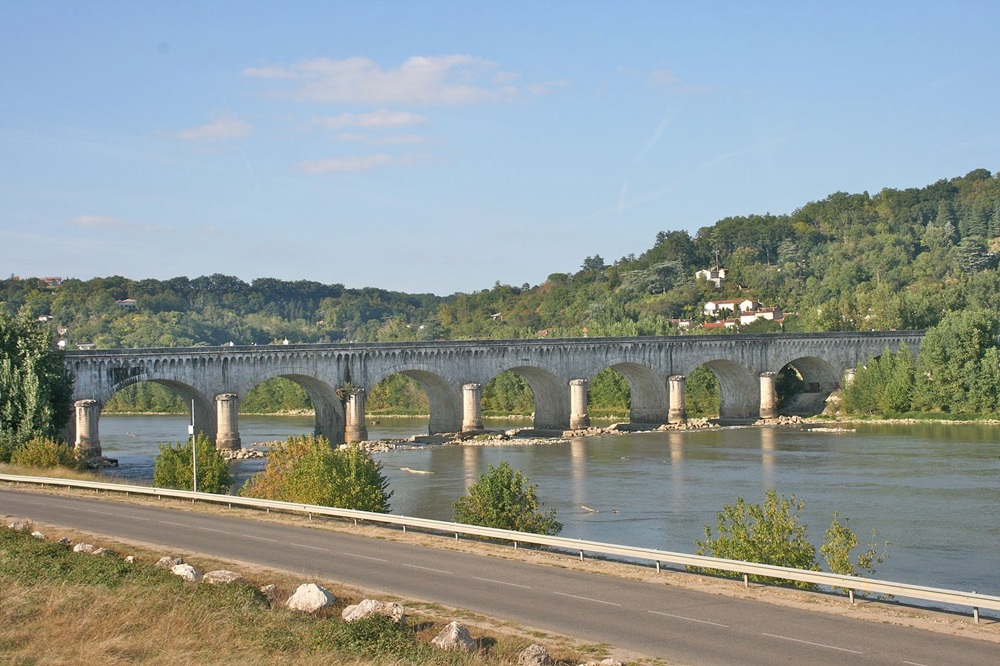 Le pont-canal sur la Garonne, Agen