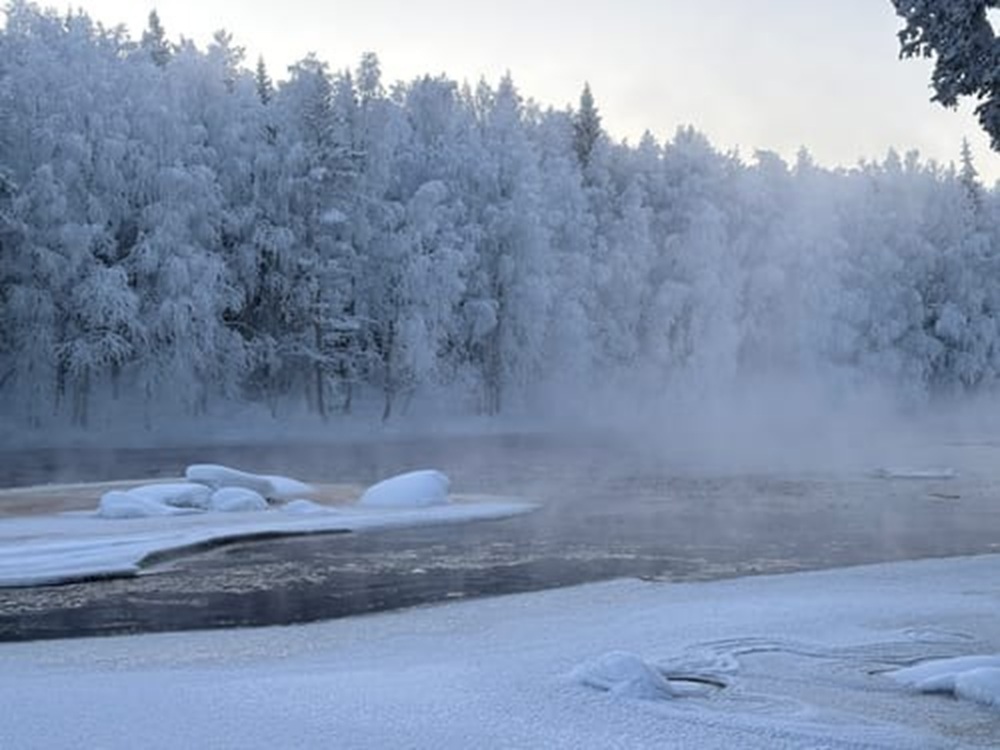 Sentier de Vaattunkivaara en Laponie, Finlande