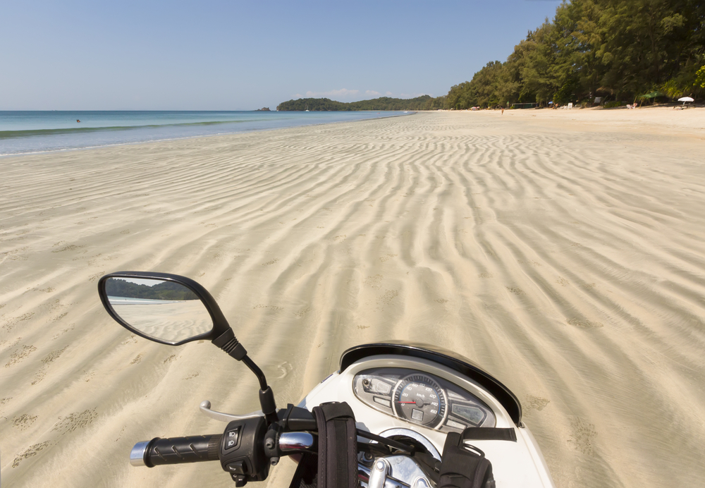 Tour de l'île Koh Phayam en scooter