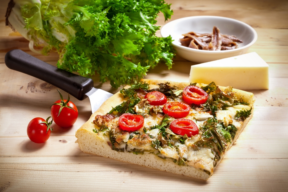 Pizza "Focaccia Messinese" Fabriquée en Sicile, Italie