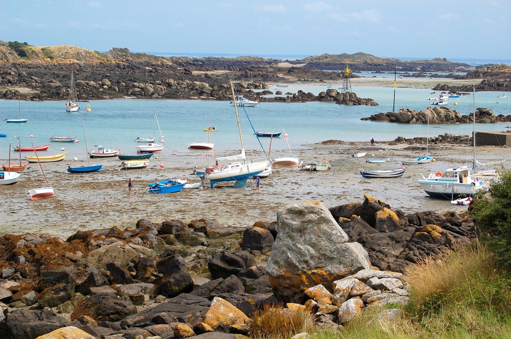 Les îles Chausey à marée basse, Normandie