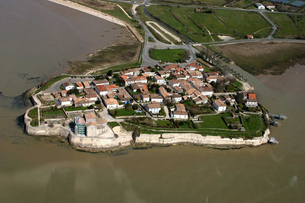 Vue aérienne de Talmont-sur-Gironde, Nouvelle-Aquitaine