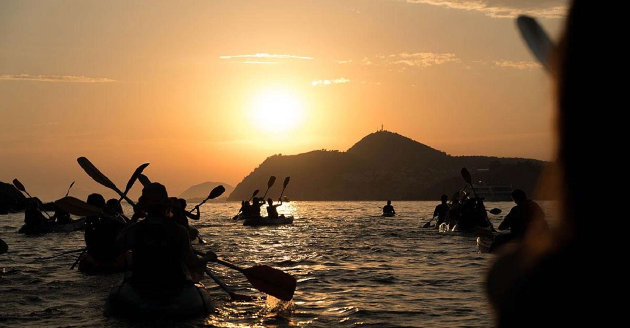 Dubrovnik : visite guidée en kayak de mer au coucher du soleil avec dégustation de vin