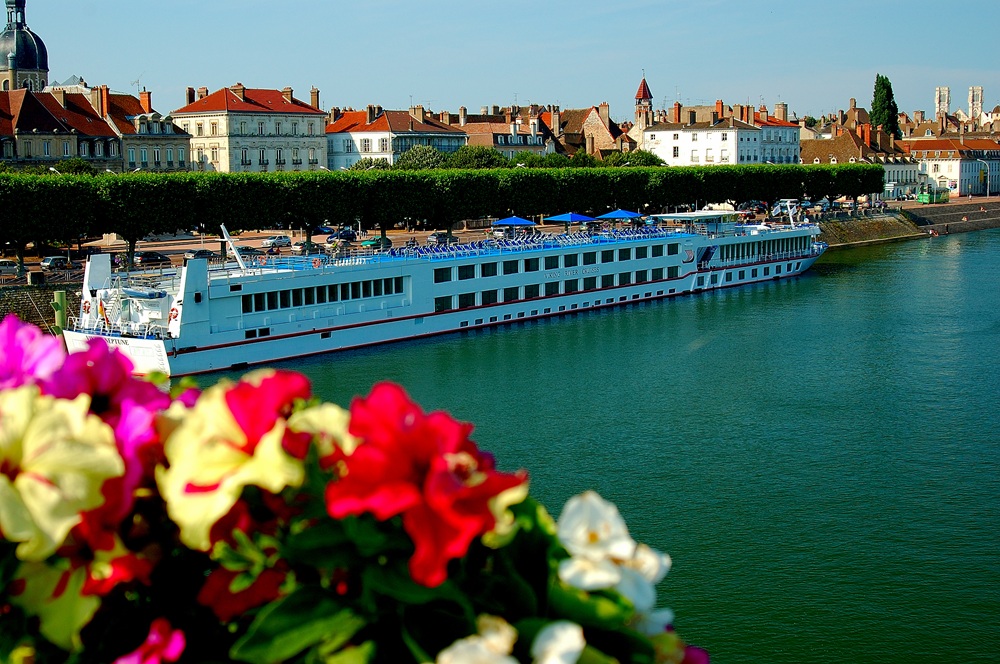 Bateau de croisière à Chalon-sur-Saône