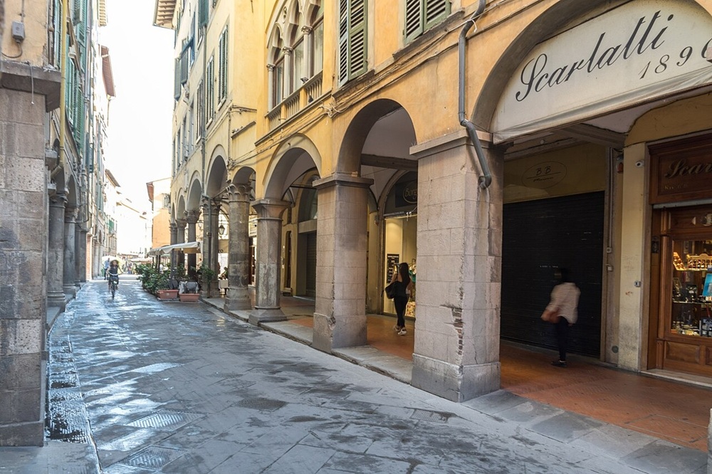 Borgo Stretto, Pise