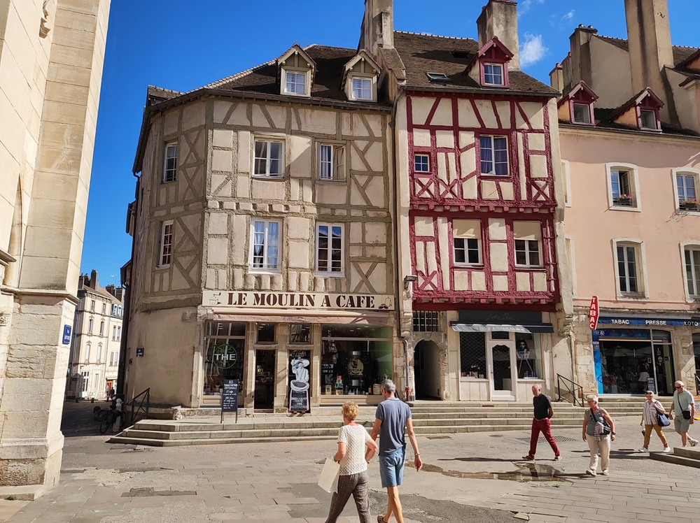 La place Saint-Vincent, Chalon-sur-Saône