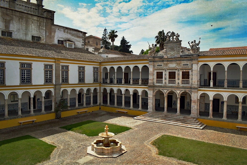 L'université d'Évora