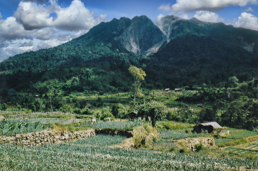 Le volcan Sibayak, Sumatra