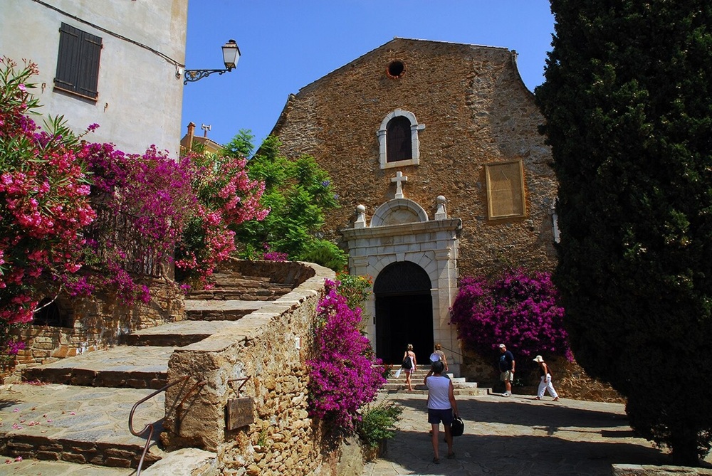 L’église Saint-Trophyme, Bormes-les-Mimosas