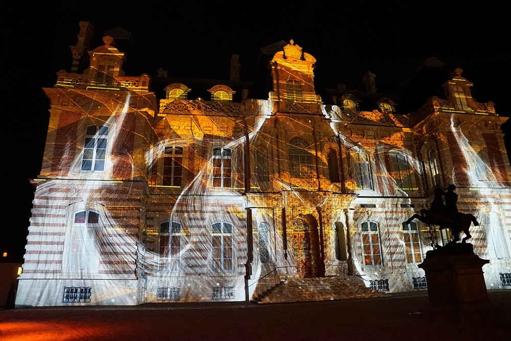 Les Habits de Lumière, Épernay